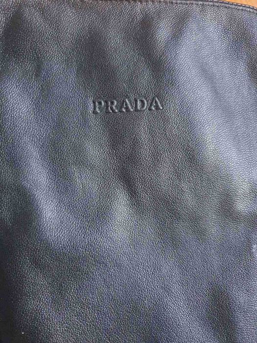 Перчатки женские кожанные длинные 58 см. Черные. Prada. Р.8