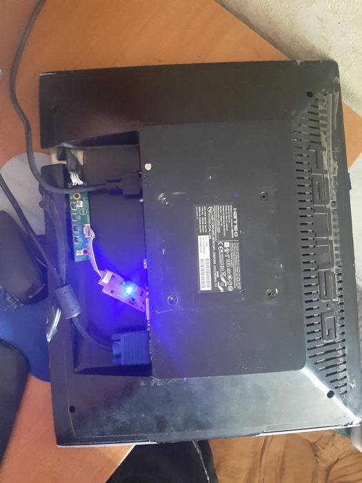 Монітор Hanns.G HQ191D | 19" | VGA, DVI, 1280 x 1024, 5 мс, 5:4