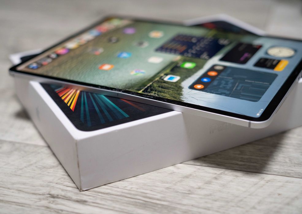 iPad Pro 12.9" 2018 (Cellular + Wi-Fi) 1 TB