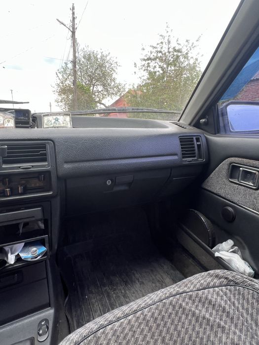 Mazda 323 BF 1988год