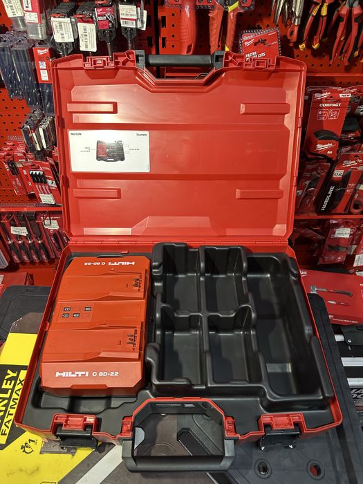 Подвійний зарядний пристрій Hilti C 8D 22 Nuron в кейсі. C 8D/DC-22