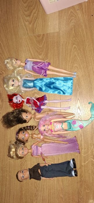 Lalki.   barbie.