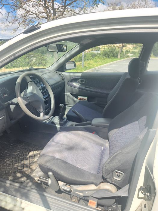 Mitsubishi colt V