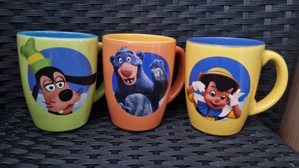 Kubki Disneyland goofy, niedźwiedź i pinokio