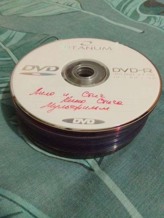 Лот 2 DVD мультфильмы 25шт.