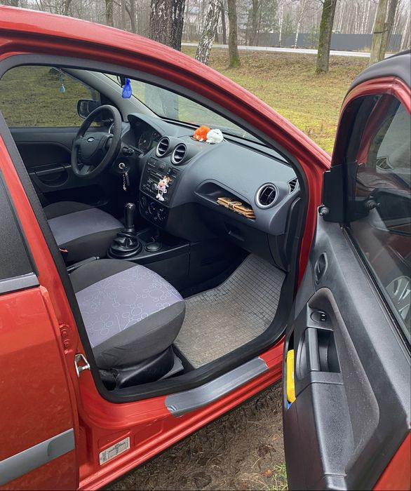 Ford Fiesta 2006р. Газ/ бензин.