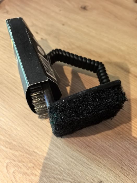 Szczotka do czyszczenia grilla