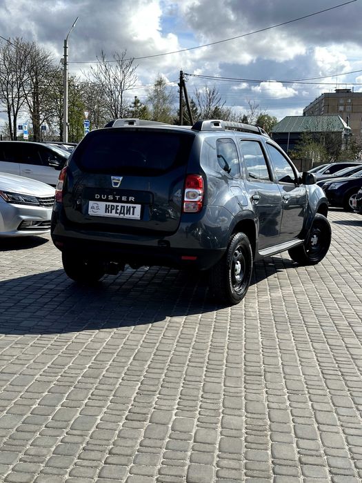 Продам  Dacia Duster 2016 рік можлива розстрочка,кредит,обмін!