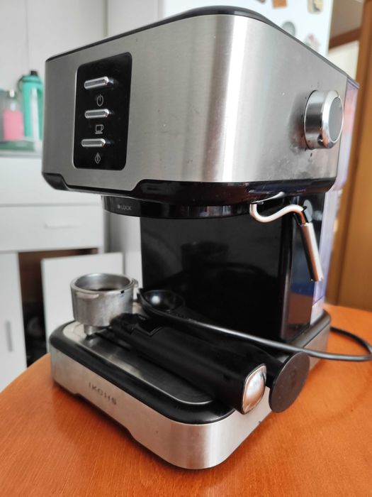 Máquina de café, usada, em bom estado