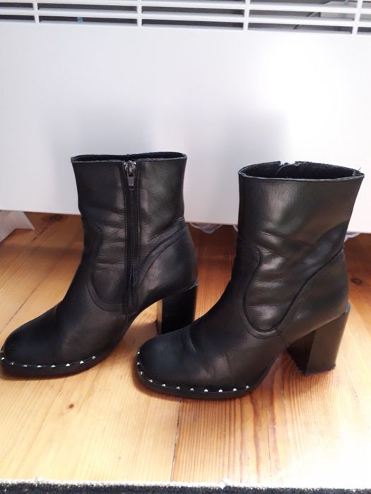 Продам ботиночки, полусапожки