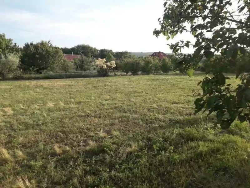 Земельный участок под застройку