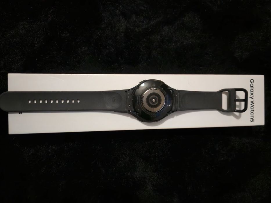 Samsung galaxy watch 5 .. 44mm