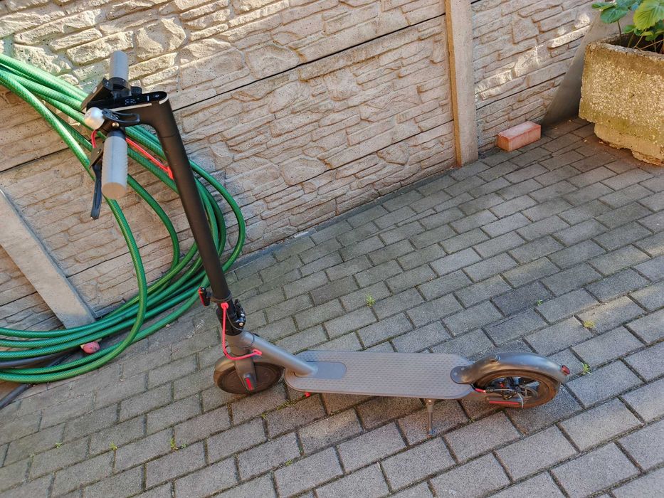 Hulajnoga elektryczna