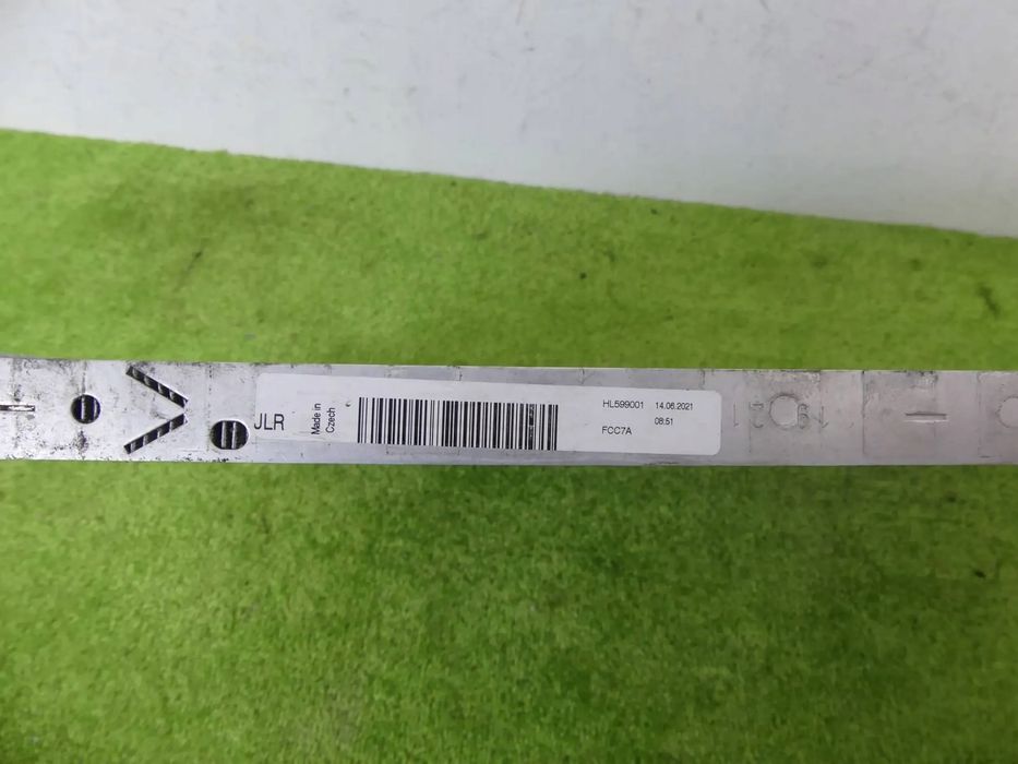 jaguar i-pace 18r-- chłodnica wody