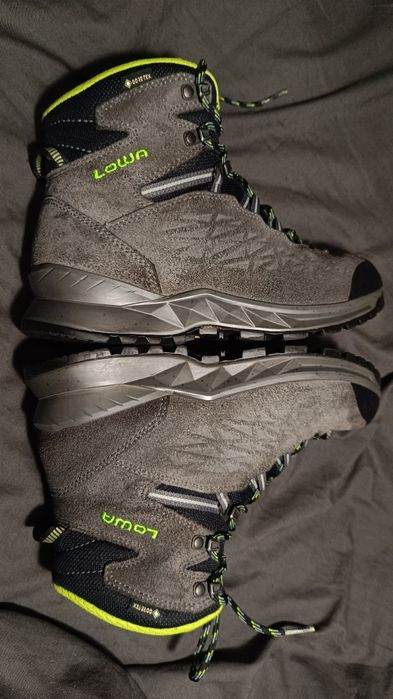 LOWA Explorer GTX gore -tex