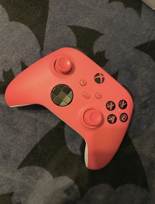 Xbox Deep Pink.