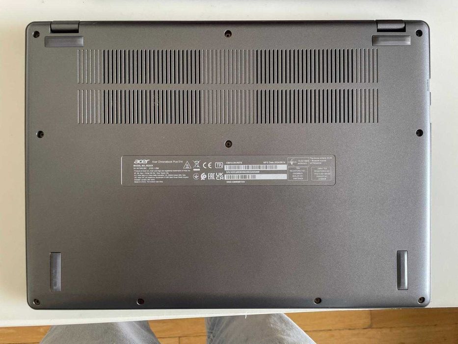 Acer Chromebook Plus c/Ecrã Partido (Funciona 100% em Monitor Externo)