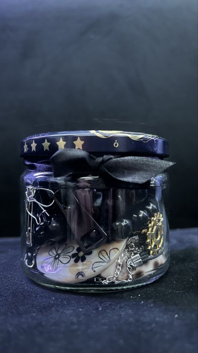 Słoik z biżuterią alternative / emo