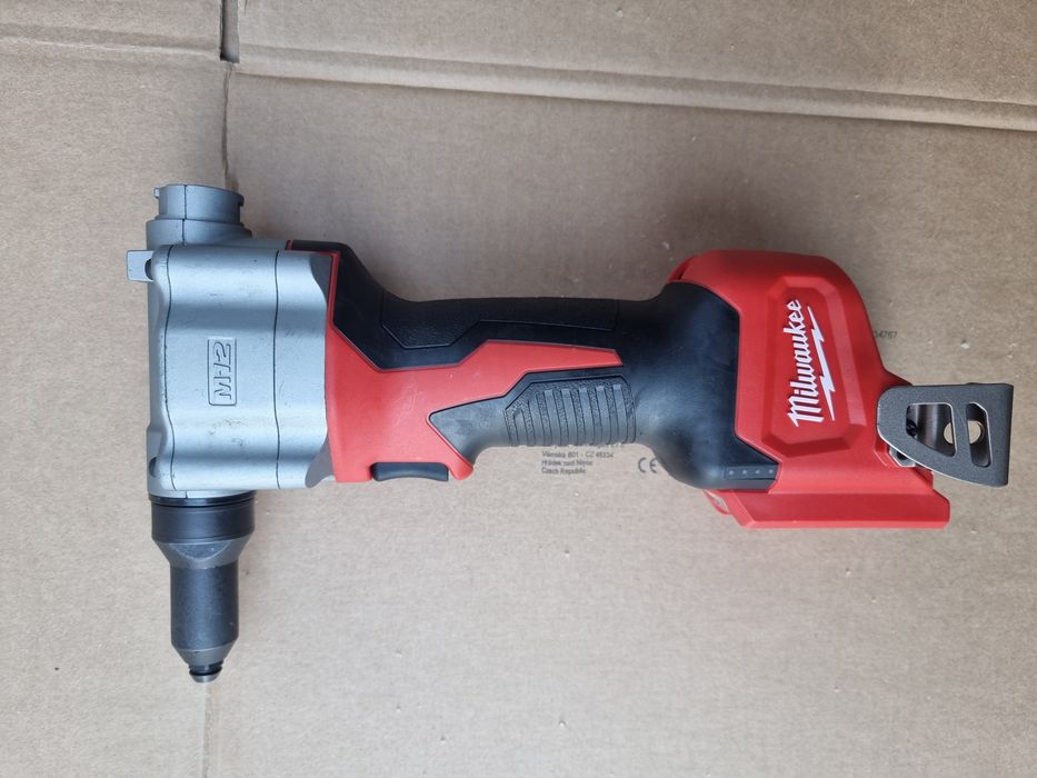 Nowa nitownica  Milwaukee  M12 bprt