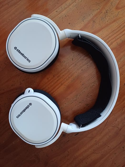 Headphones steelseries brancos