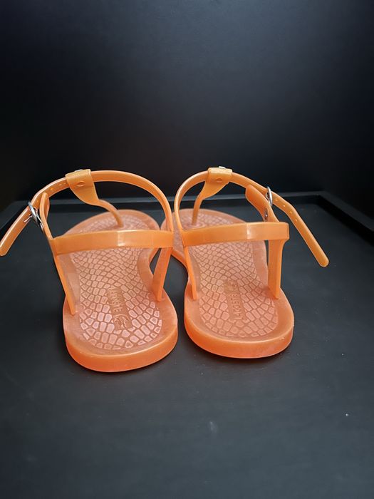 Japonki plastiki Lacoste