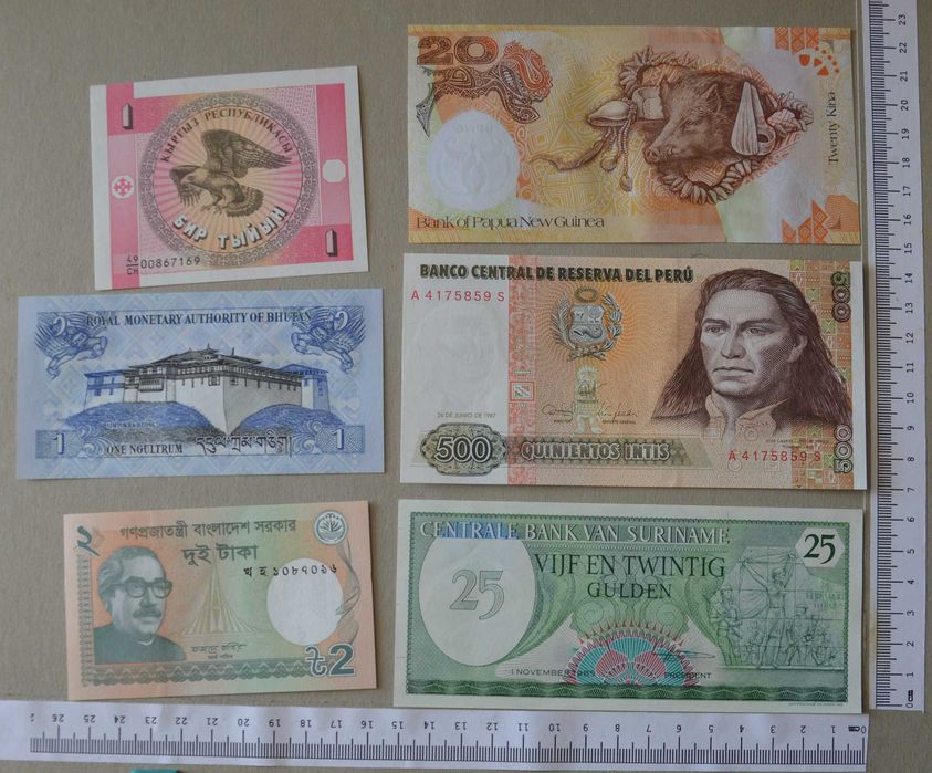 25 notas de vários paises - X11122