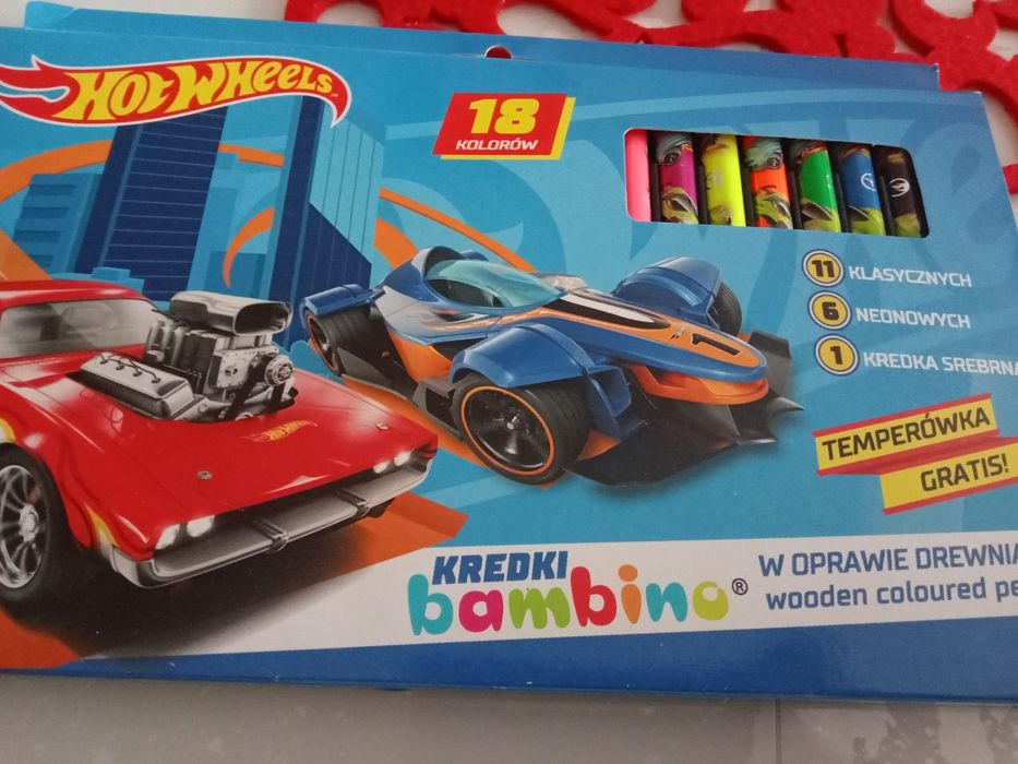 Kredki Bambino Hot Wheels 18 kolorów+temperówka