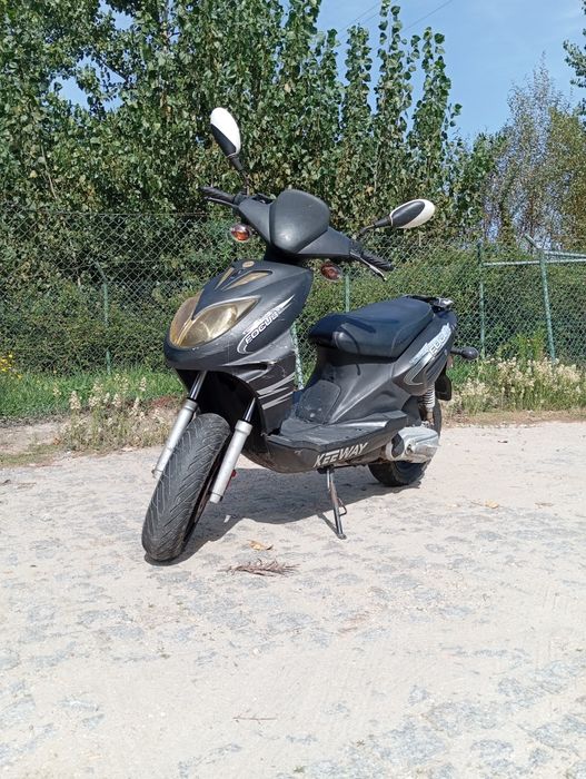 Scooter keeway focus