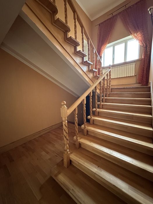 Продам будинок в Макарові.Срочно