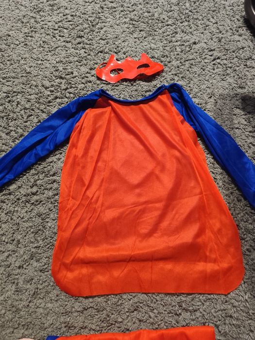 Strój Super MEN roz 116