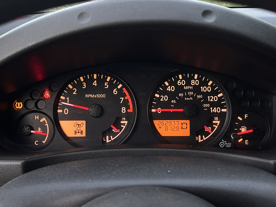 Nissan Frontier SV 4x4