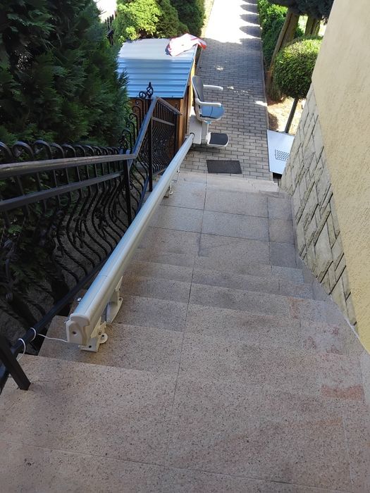 Sprzedam  windę krzesełko