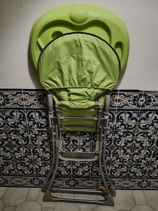 Cadeira de refeição