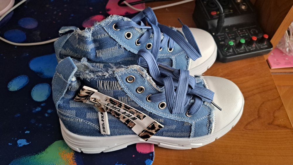 Nowe Damskie Wysokie Trampki roz.38/24m