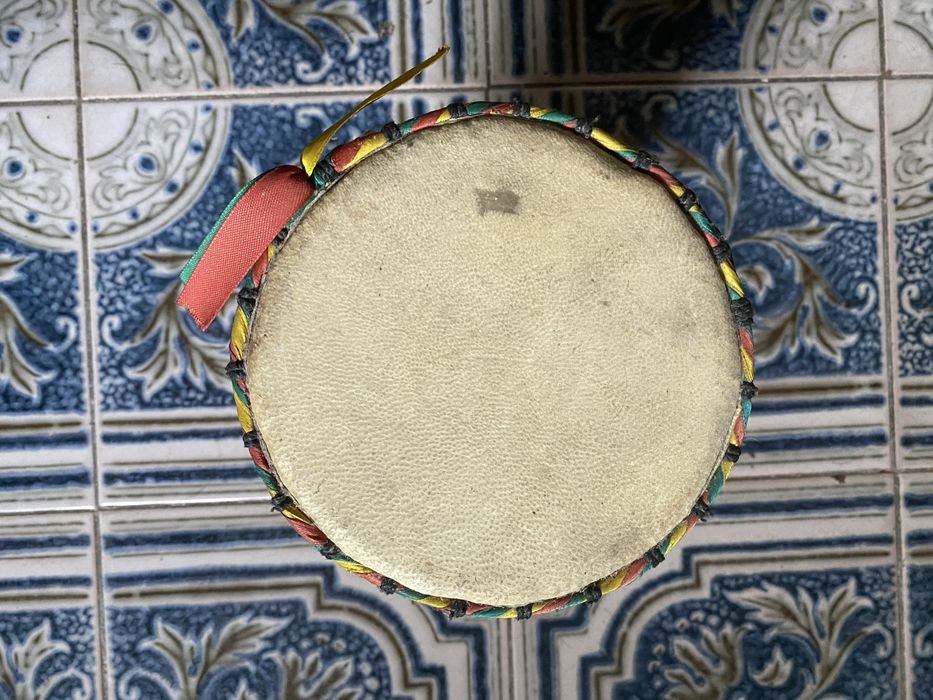 djembe pequeno .