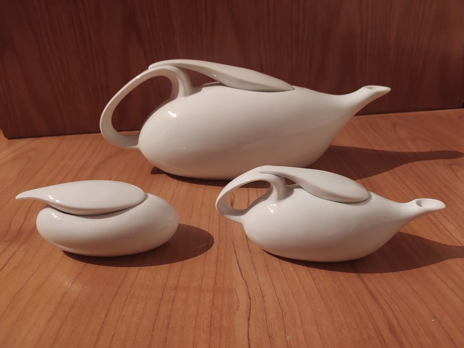 New Tea Set435306975211048960