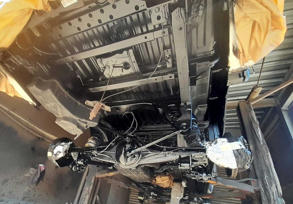 Konserwacja podwozia bez utraty gwarancji, piaskowanie, serwis