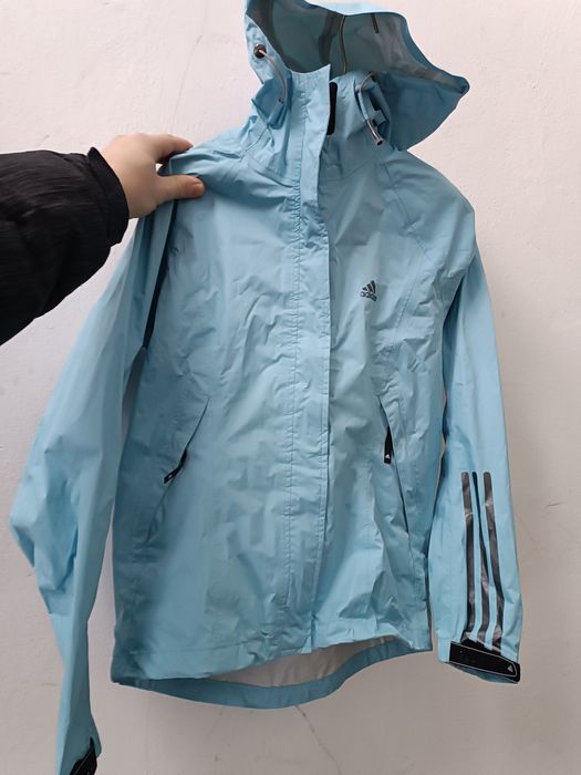 Куртка Adidas  L  вітрівка або дощовик