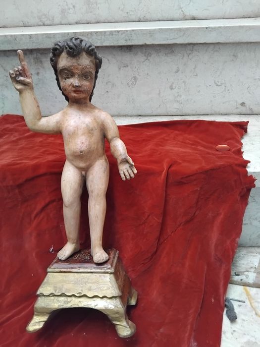 Menino jesus  antigo em madeira