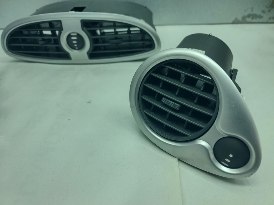 Grelhas Ar Tablier Choufagem Renault Clio III