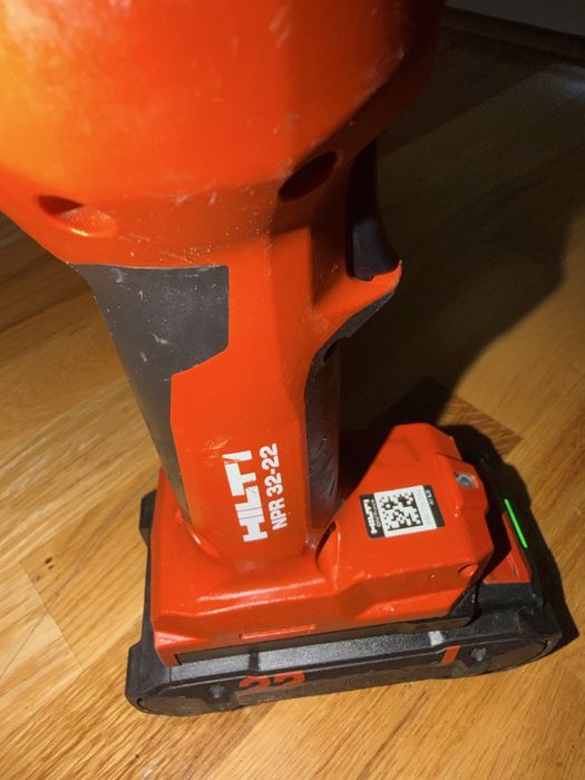 Hilti NPR 32-22 Nuron. Press idealny stan