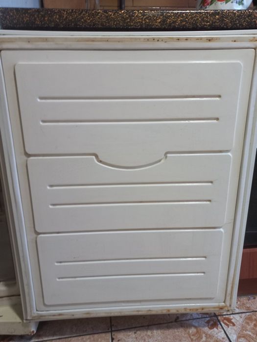 Продається холодильник Атлант двох компресорний