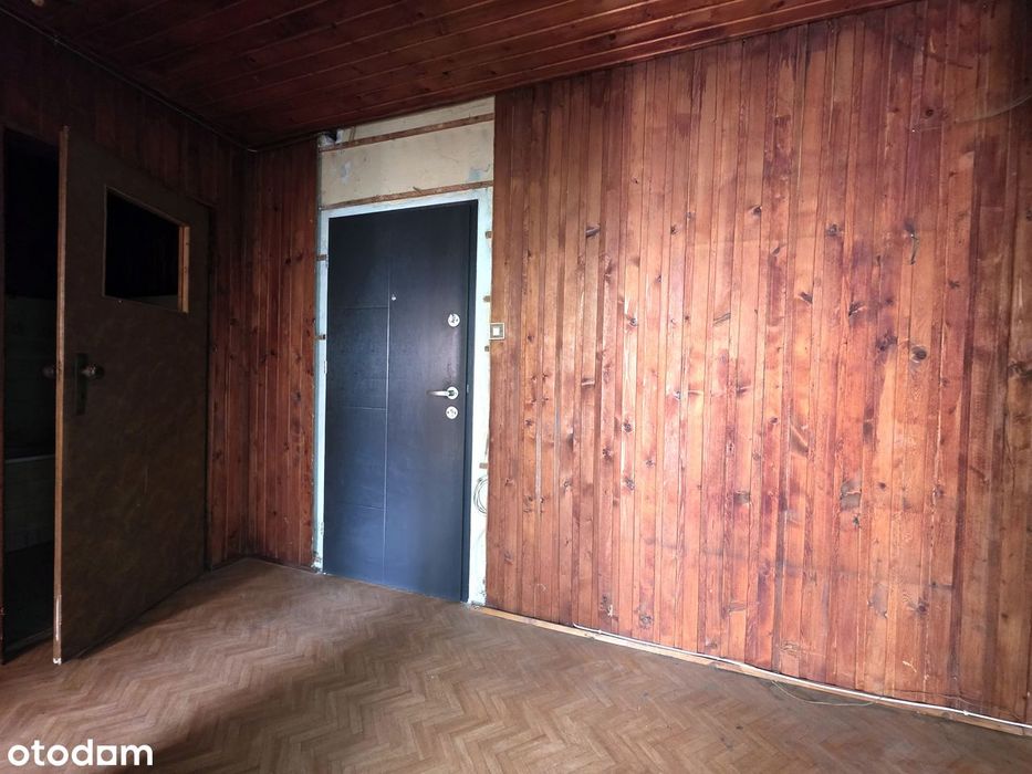 | Niskie piętro | Balkon | Ustawne duże pokoje |