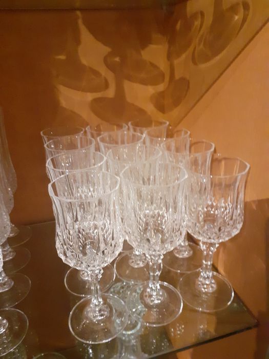 Conjunto completo de copos de Cristal Longchamp da Cristal d’Arques: