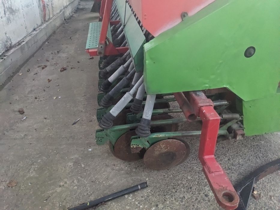 Продажам сівалка зернова