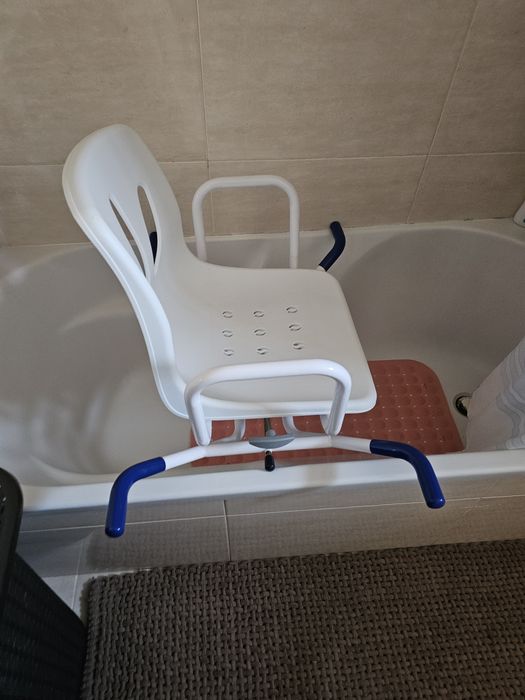 Cadeira de  banho para idosos