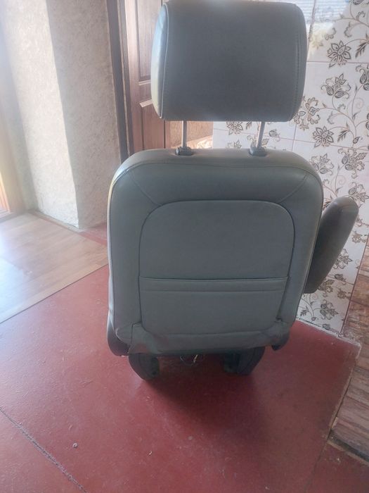 Продам водійське сидіння Опель Рено Ніссан