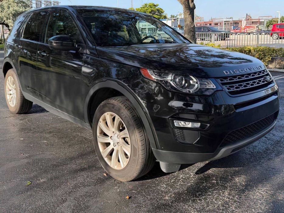 Land Rover Discovery Sport SE      2019