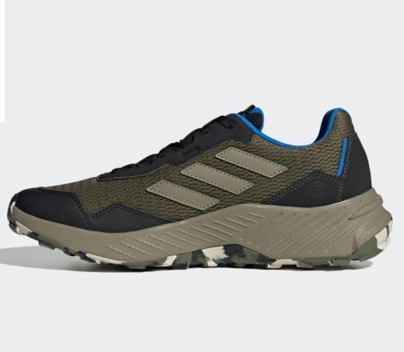 Оригінал кросівки Adidas Tracefinder Q47239. (26,5см, 27см, 29,5см)