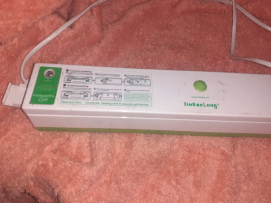 Вакууматор автоматичний вакуумний пакувальник Freshpack Pro G-88